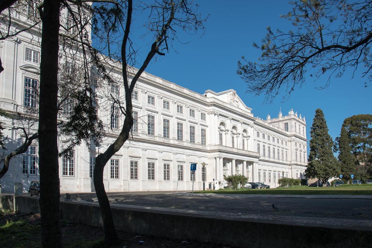 Flat With A Garden In Belem Apartamento Lisboa Exterior foto